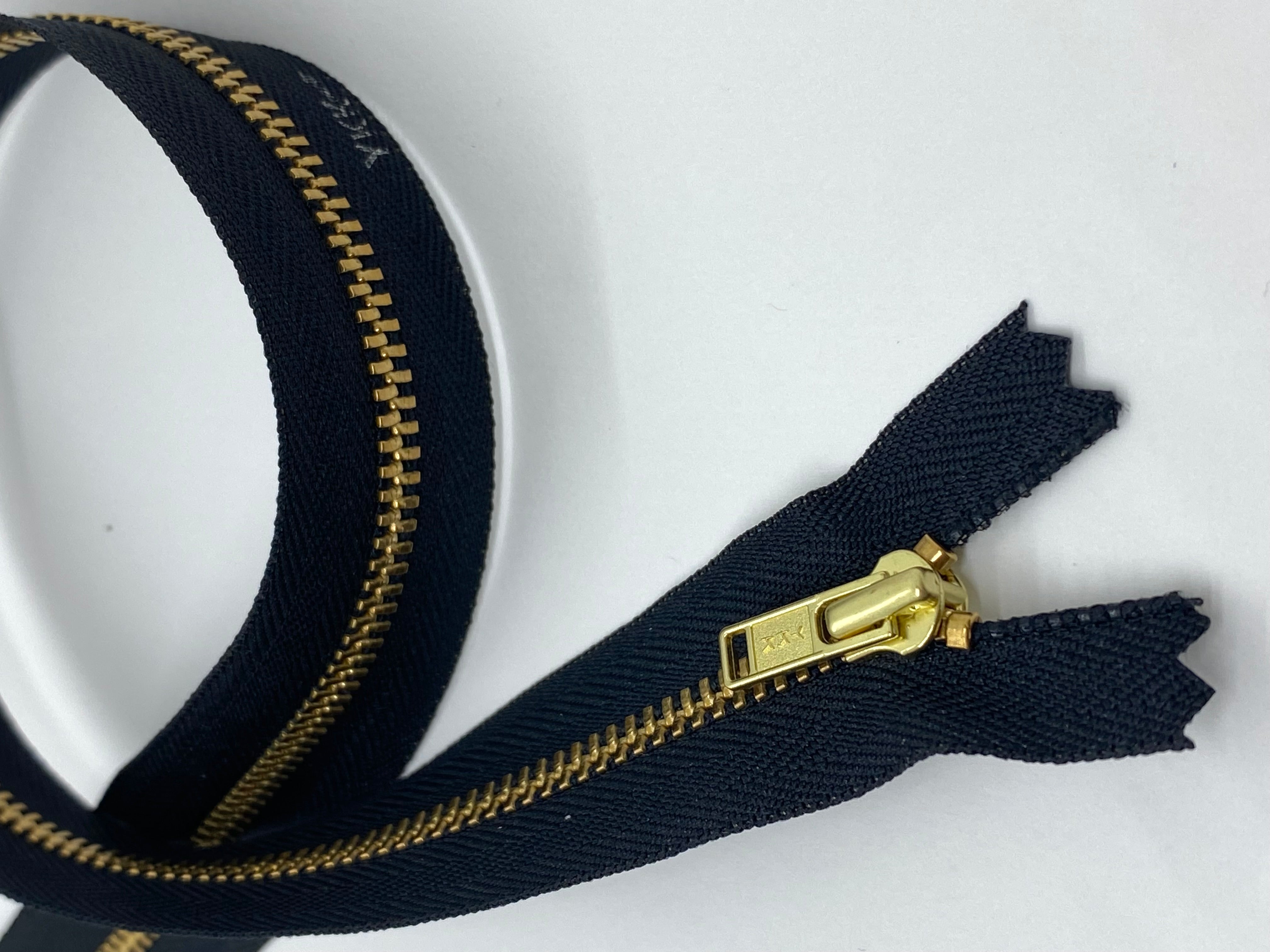 YKK® #4 Metal Zippers – S&J USA, Inc.