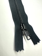 Load image into Gallery viewer, YKK® #5 Black-Oxide c/e Black (580) DA Pull