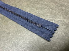 Load image into Gallery viewer, YKK® #4 Black-Oxide c/e Navy (560) Semi-Auto Pull