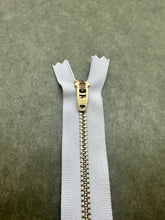 Load image into Gallery viewer, YKK® #4 Brass c/e White (501) Semi-Auto Pull