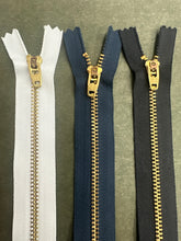 Load image into Gallery viewer, YKK® #4 Brass c/e Navy (560) Semi-Auto Pull