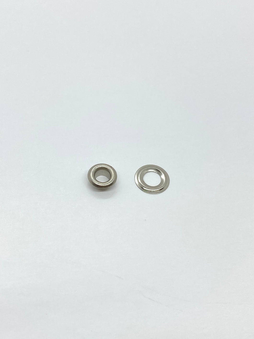 A942 Dull Nickel Eyelet (8 mm)