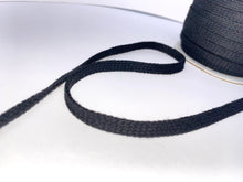 Load image into Gallery viewer, 1/4" Natural Flat Cotton Cord