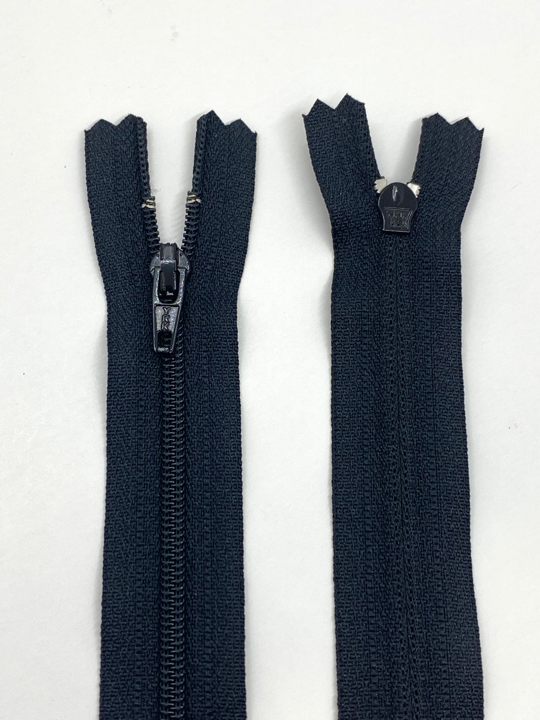 YKK® #3 Nylon Zipper c/e #580 (Black)