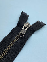 Load image into Gallery viewer, YKK® #5 Anti-Nickel s/p Black (580) DA Slider (Separating)