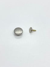 Load image into Gallery viewer, Nickel Plain Tack Button (22 L)