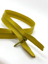 Load image into Gallery viewer, YKK® #2.5 CONCEAL® Invisible Zipper c/e #509