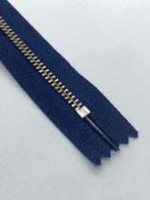 Load image into Gallery viewer, YKK® #4 Nickel c/e #058 Semi-Auto