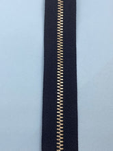 Load image into Gallery viewer, YKK® #4 Nickel c/e Black (580) DA Slider