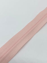 Load image into Gallery viewer, YKK® #2.5 CONCEAL® Invisible Zipper c/e #364
