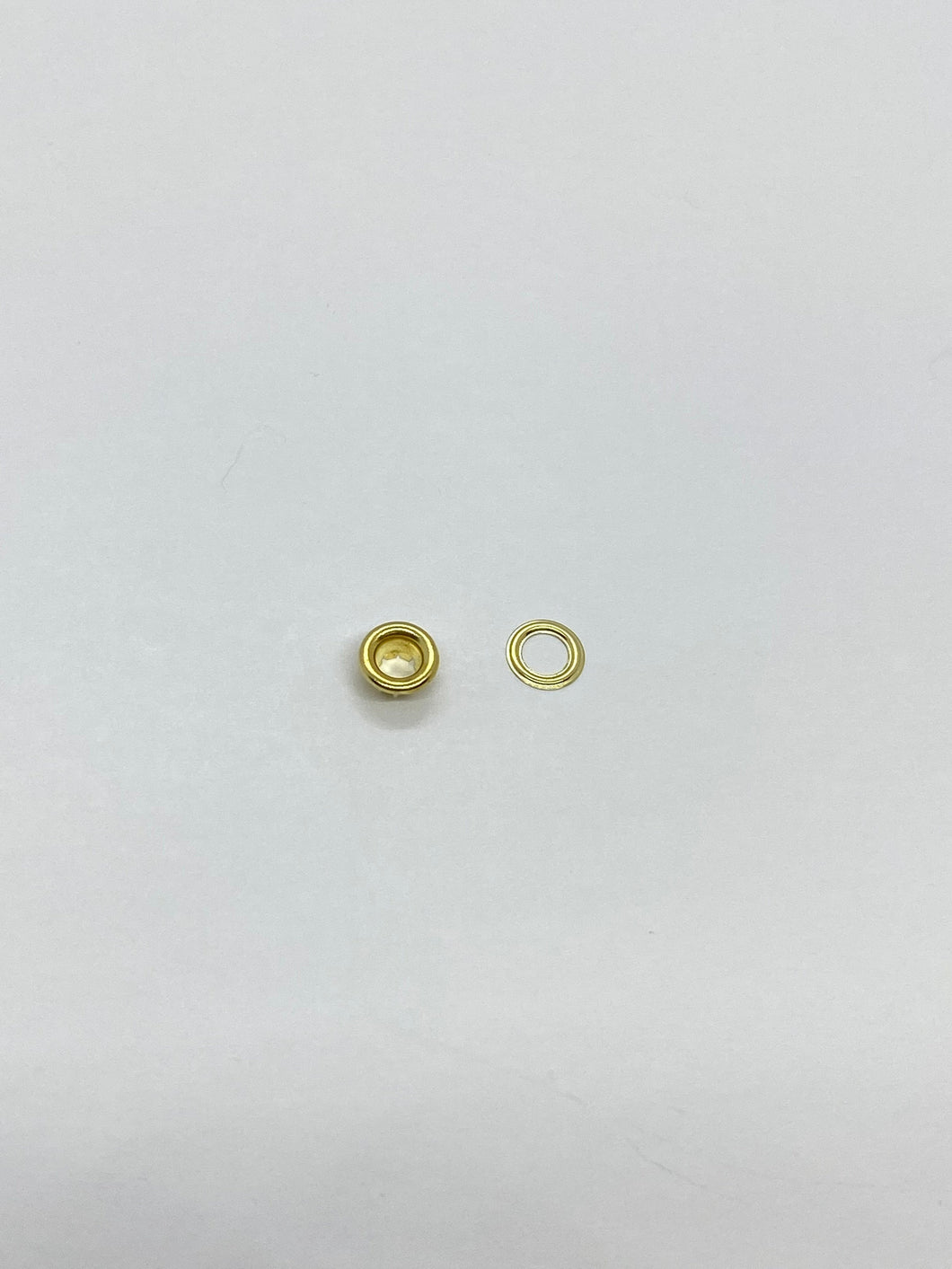 A942 Gold Eyelet (8 mm)