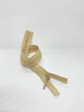 Load image into Gallery viewer, YKK® #2.5 CONCEAL® Invisible Zipper c/e #125