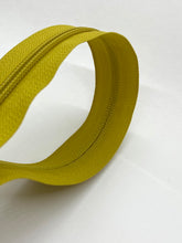 Load image into Gallery viewer, YKK® #5 Coil s/p #509