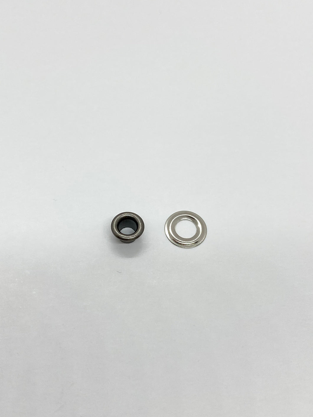 A942 Anti-Nickel Eyelet (8 mm)