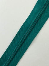 Load image into Gallery viewer, YKK® #3 Nylon Chain
